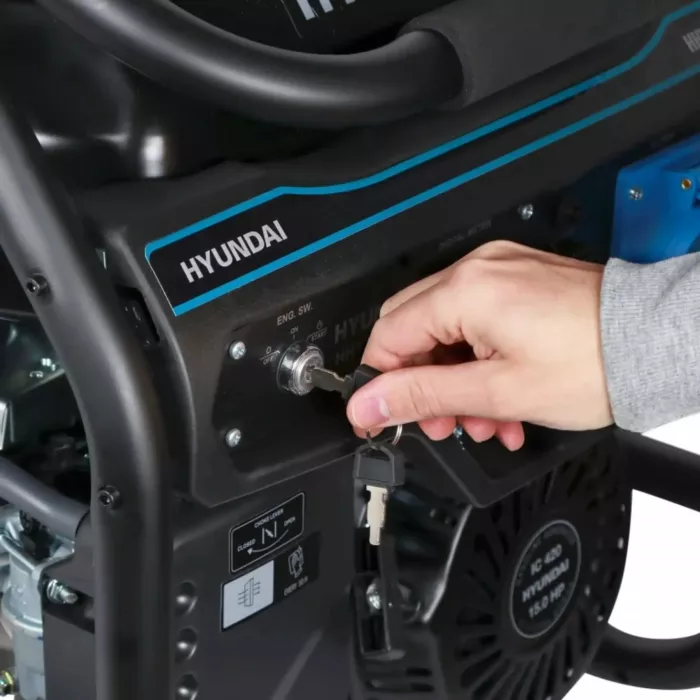 Генератор бензиновый 3 кВт Корея HHY 3050FE